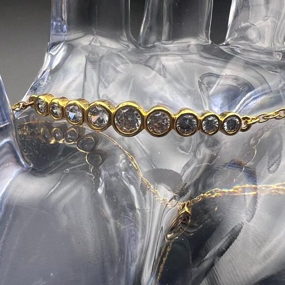 KATE Spade Bezel Set Crystal Bracelet Adjustable Like New - Picture 5 of 9